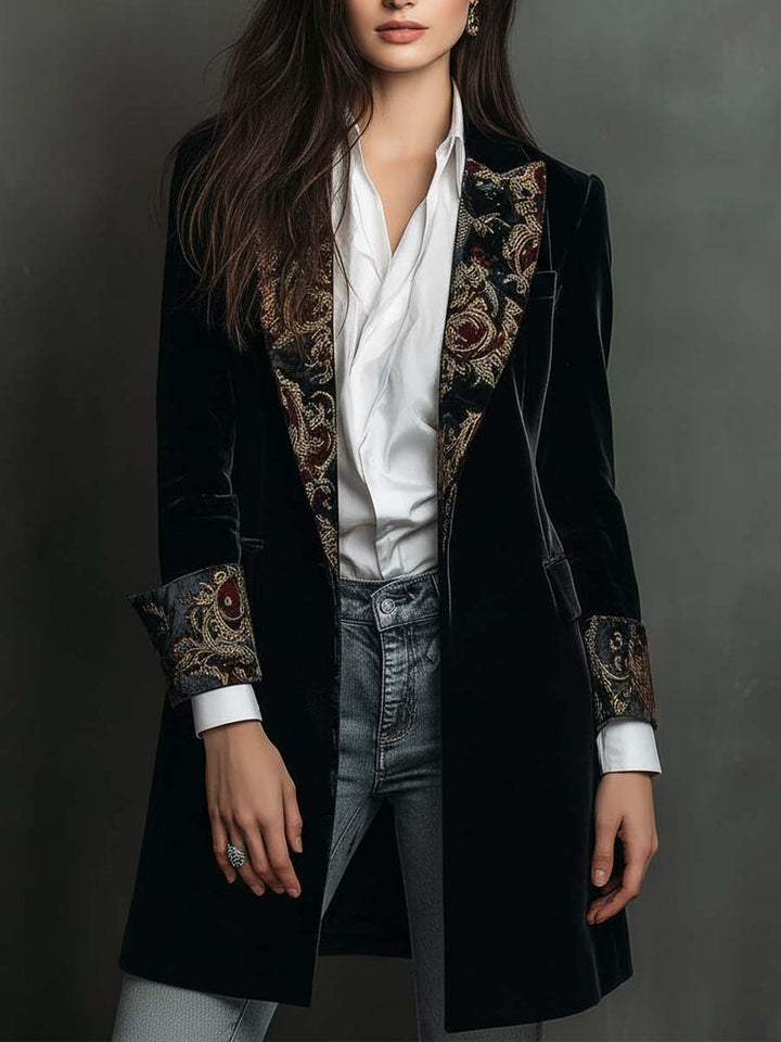 Léontine | Figursyet sort blazer med barokprint