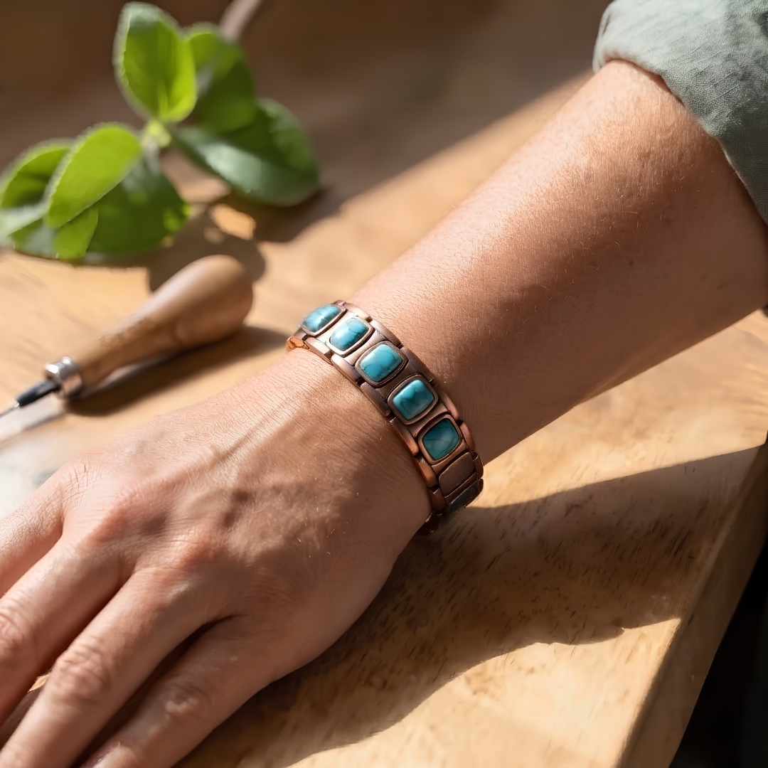 Lantana-kobberarmbånd, stor model – Nordlys Copenhagen