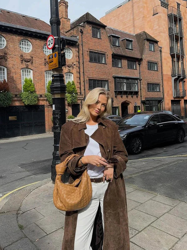 Olivia – Klassisk trenchcoat i ruskind