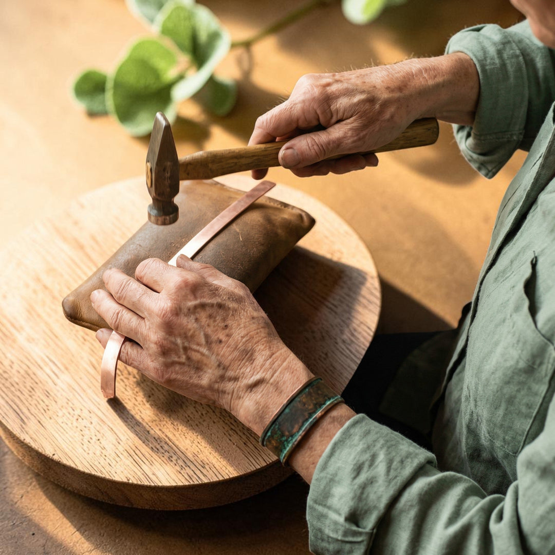 Armbånd i kobber og jade – Nordlys Copenhagen